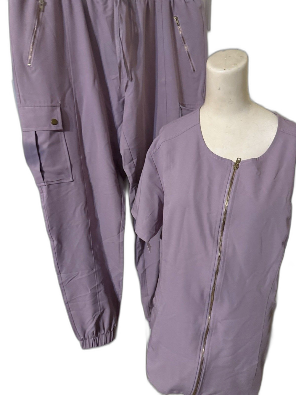 Lilac Custom Made Medical Scrub Set Size XL (16)